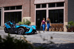 2023-na-slg-sl-carribean-teal-lifestyle-4463