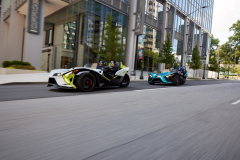 2023-na-slg-sl-lifted-lime-sl-carribean-teal-driving-group-1551