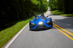 2023-na-slg-sl-polaris-blue-driving-0057